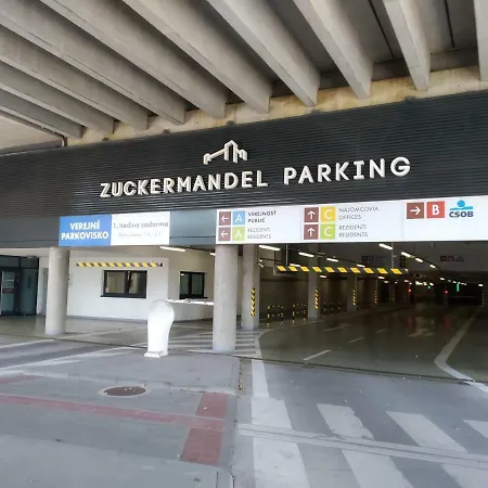 Center, River Front, Private Parking Included Apartman *